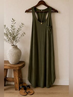 Indasee by Unit Olive Racerback Maxi Dress | Tulip Hem | Pockets | Large| NWT